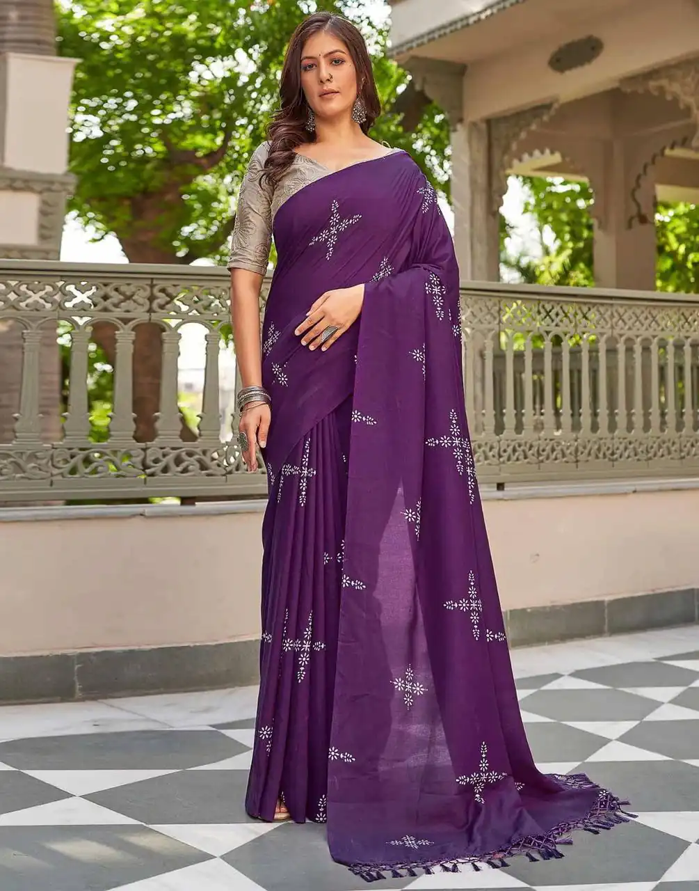 Wine Natural Silk With Thread Embroidery Saree | Sarees, Bollywood Sarees, Creative Sarees, Designer Sarees, Embroidered Sarees, Ethnic Saree, Modern Digital sarees, Party Wear Sarees