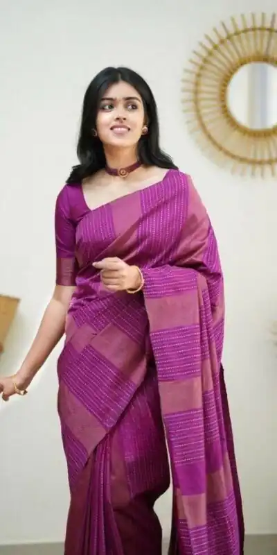 Wine Soft Lichi Silk Rich Pallu Work Border Saree | Sarees, Bollywood Sarees, Creative Sarees, Designer Sarees, Embroidered Sarees, Ethnic Saree, Modern Digital sarees, Party Wear Sarees