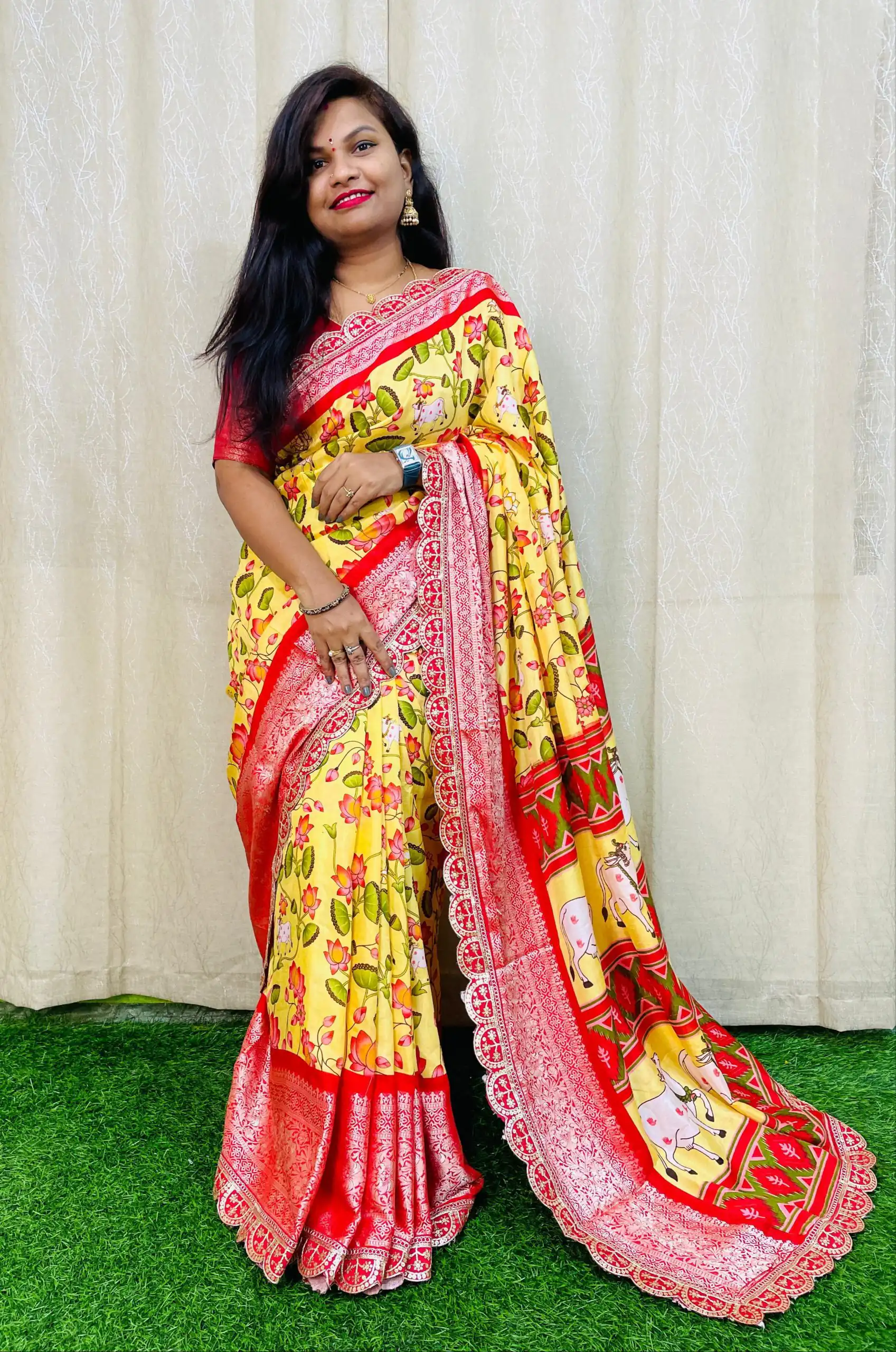 Yellow Dola Silk With Zari Weaving Border Saree | Sarees, Bollywood Sarees, Creative Sarees, Designer Sarees, Embroidered Sarees, Ethnic Saree, Modern Digital sarees, Party Wear Sarees