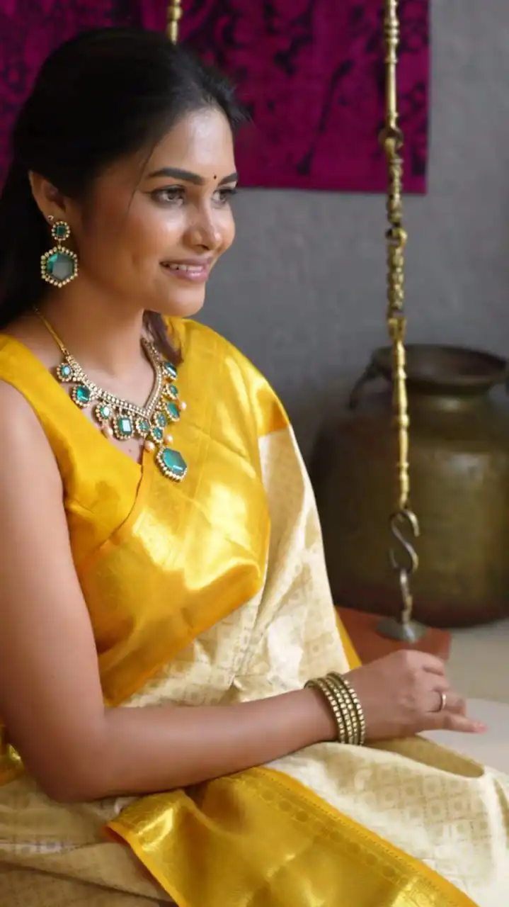Yellow Soft Lichi Silk Border Lace Saree | Sarees, Bollywood Sarees, Creative Sarees, Designer Sarees, Embroidered Sarees, Ethnic Saree, Modern Digital sarees, Party Wear Sarees