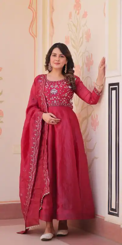 KA 1230 Red in Gold Crush Zari Work & Embroidery Work Gown . Affordable Price ₹1999. Delivery 4-6 Working Days. Shop now. | Gowns, Bollywood Gowns, Creative Gowns, Designer Gowns, Embroidered Gowns, Party Wear Gowns